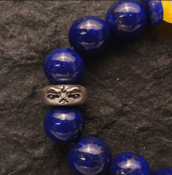 SPIRITUAL CLARITY AKSHOBHYA LAPIS LAZULI BUDDHA BRACELET