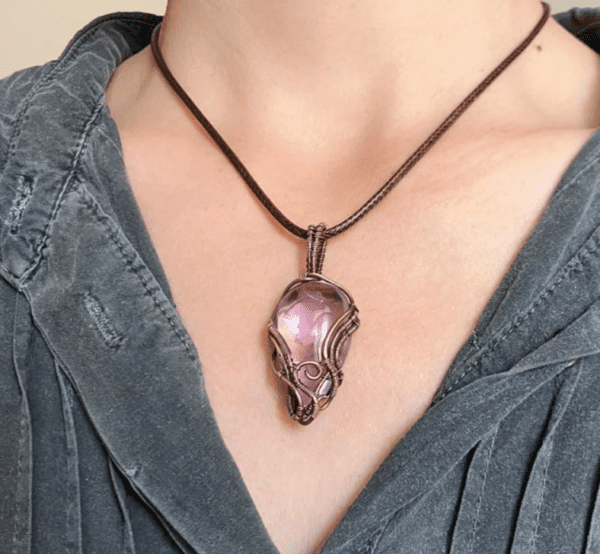 COSMIC SERENITY STREAM AMETHYST PENDANT